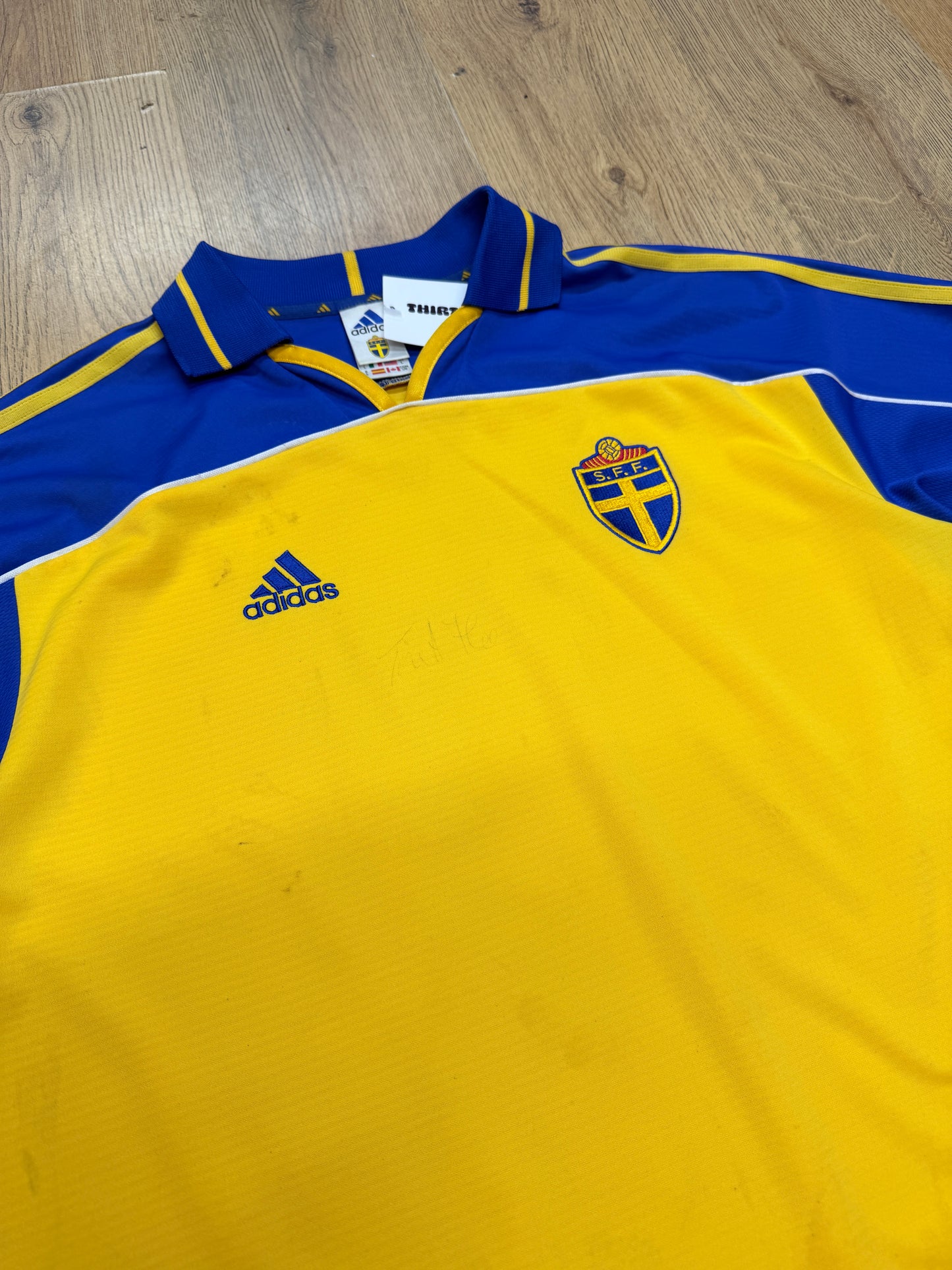 Retro Sweden Jersey (XL)